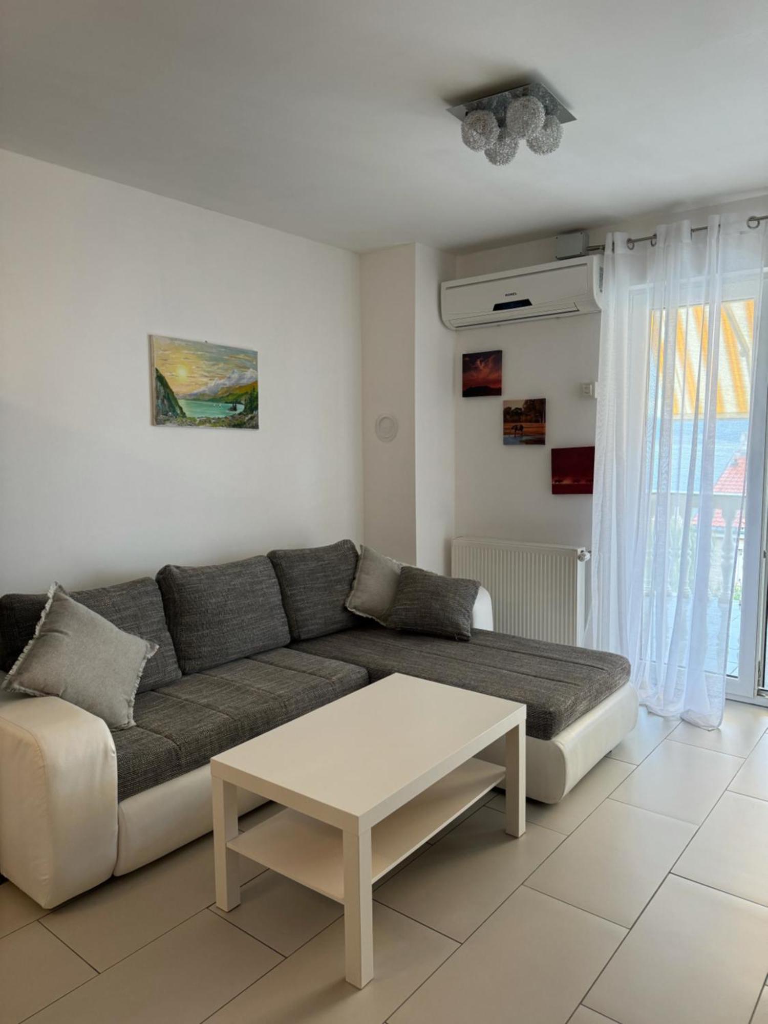 Haus Ella Apartman Novi Vinodolski Kültér fotó