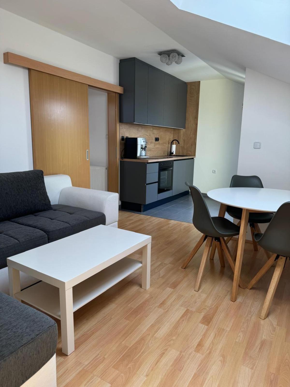 Haus Ella Apartman Novi Vinodolski Kültér fotó