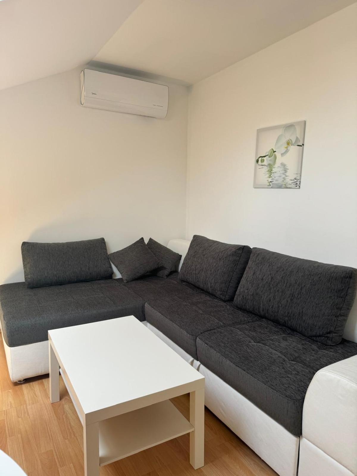 Haus Ella Apartman Novi Vinodolski Kültér fotó